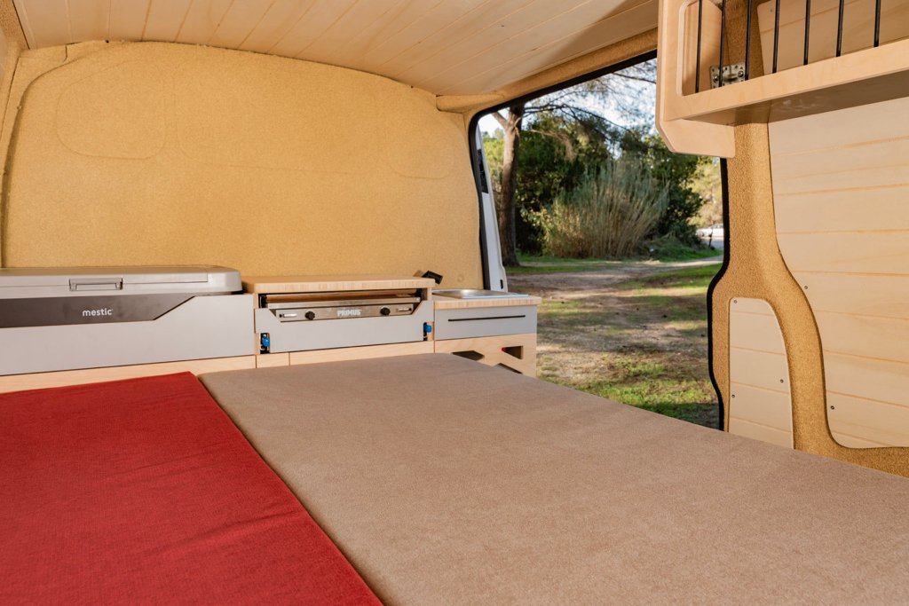 HIVE VAN HORNET V3 Lit peigne ouvert dans Volkswagen T6