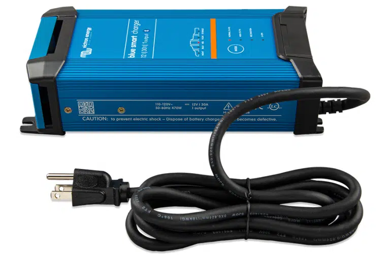 CHARGEUR IP22 SMART 30A Victron 1 sortie